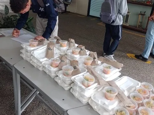 Raciones de alimentos empacadas